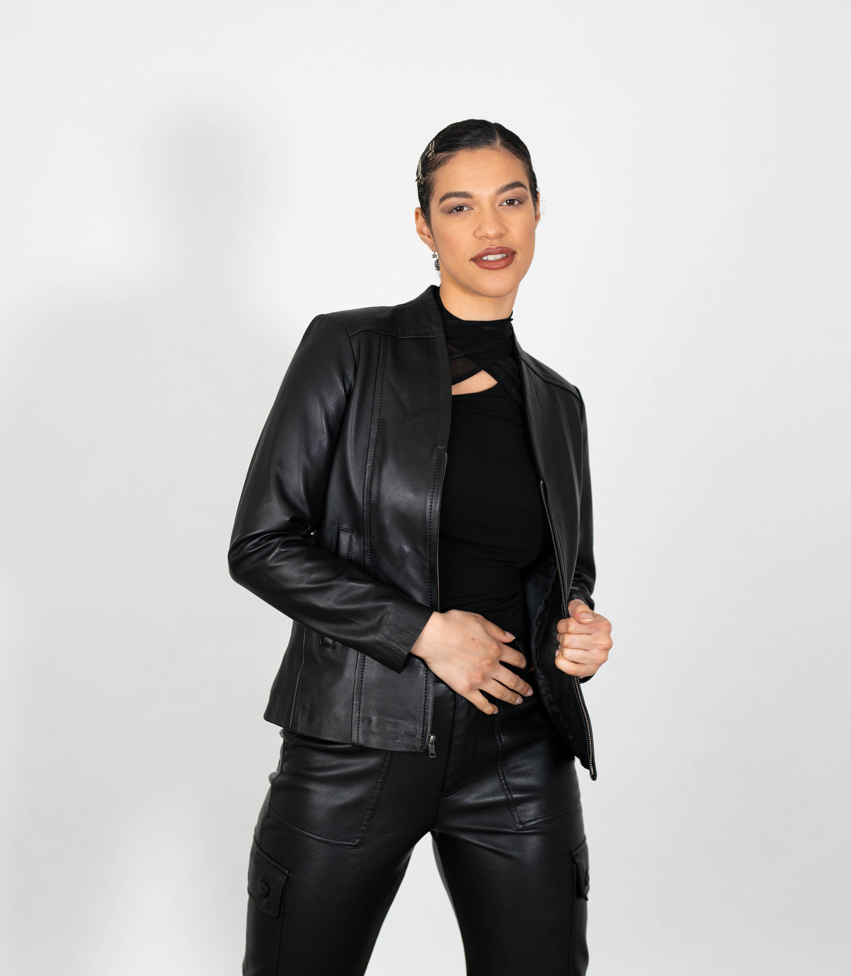 Women's Classic Zip Up V-Neck Leather Jacket - Black – Brick Lane